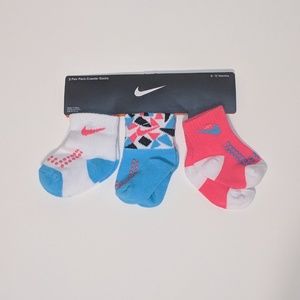 Nike 6-12 M Baby Crawler Socks